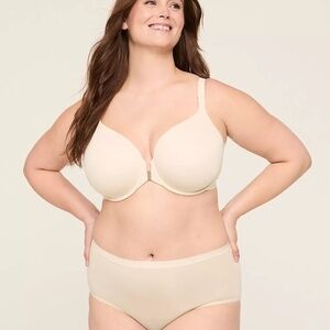👙 Totally Smooth Full-Coverage Front-Closure Bra – Sand Dollar